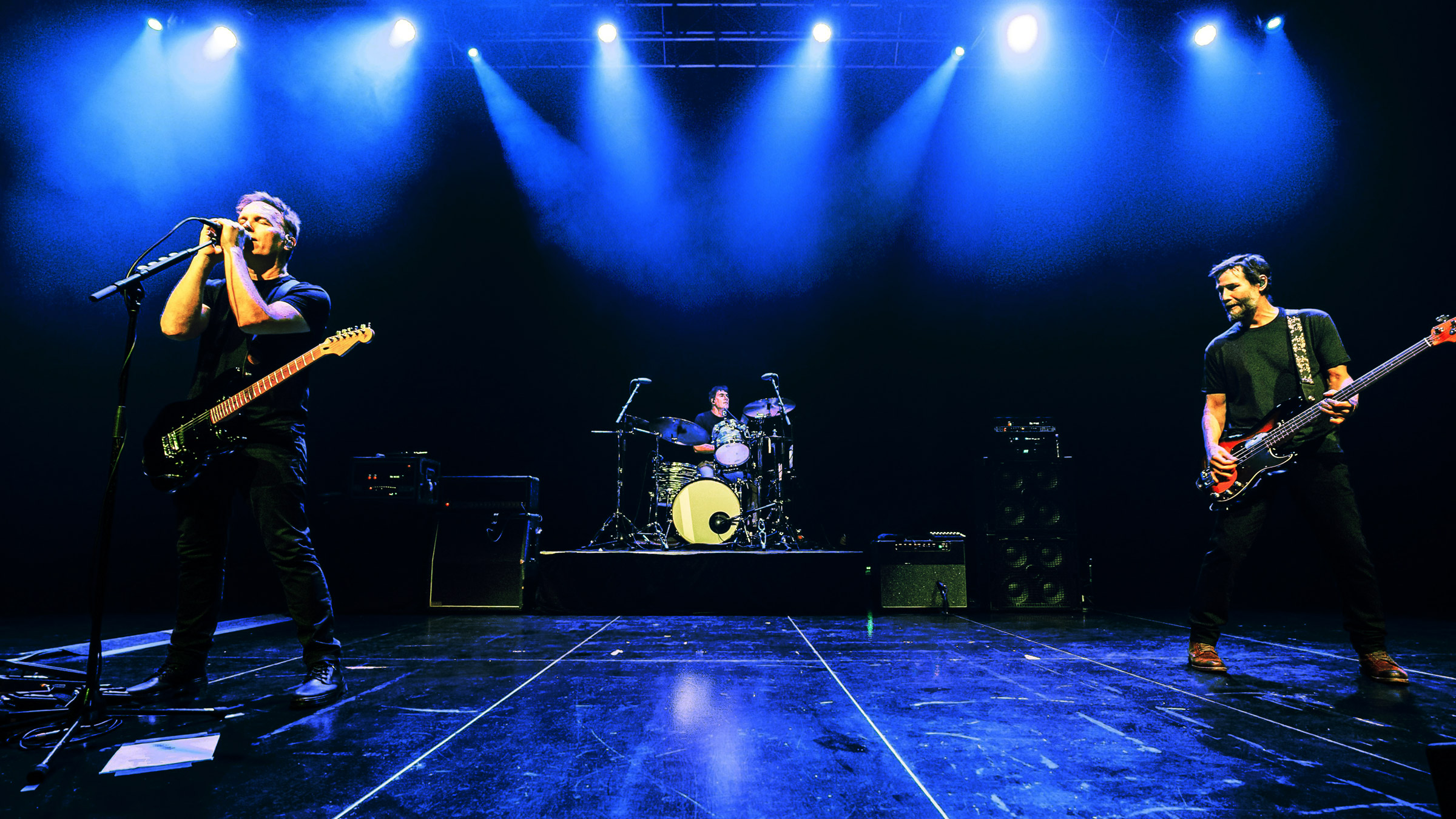 Dogstar live